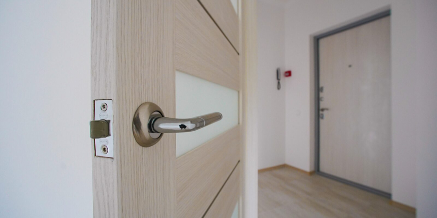 Депутат Панеш разъяснил изменения в бронировании отелей с 1 марта