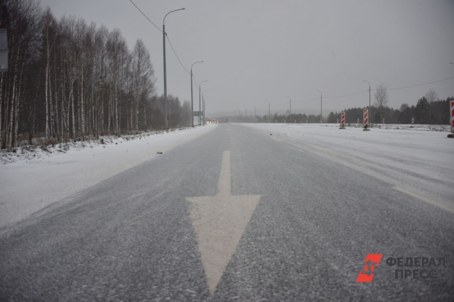 На трассе М-5 в Челябинской области ограничено движение из-за снегопада