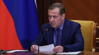 Медведев заявил об отказе от симметричного ответа на удар по музею в Севастополе