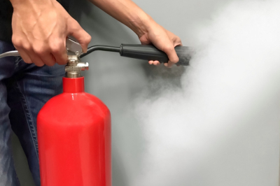 Автобус загорелся на дороге в Казани