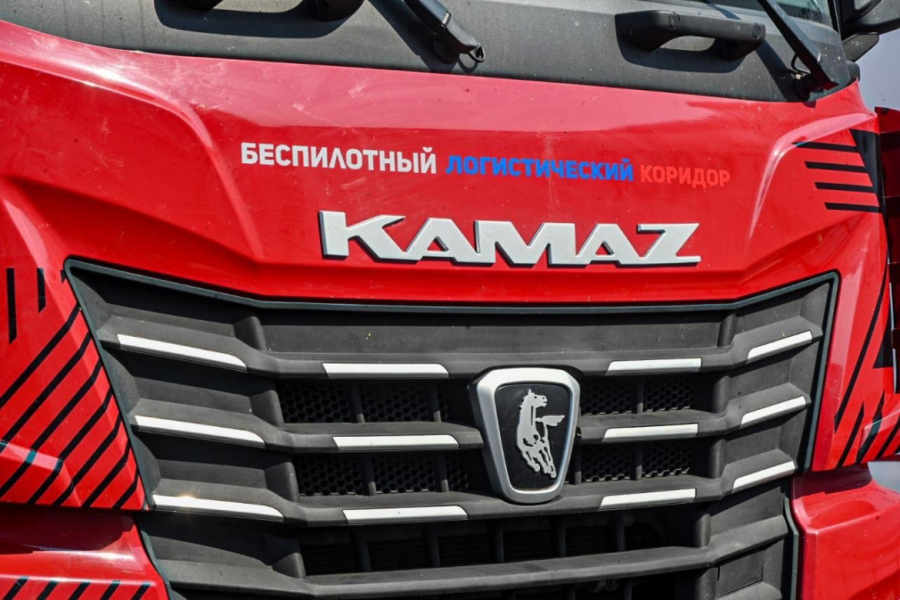 Беспилотные &laquo;КАМАЗы&raquo; за год совершили 5,4 тыс. рейсов по трассе М11
