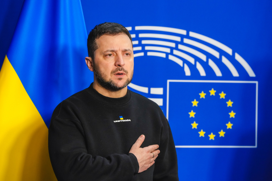 Дипломат Мирошник: Зеленский и его команда стали мультимиллионерами