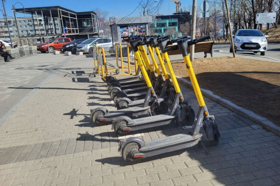 Глава приморской ГИБДД предложил ввести права на электросамокаты