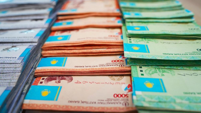 Какие депозиты выбирают семейные казахстанцы и зачем они копят деньги