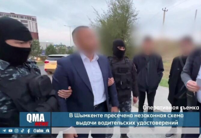 Незаконную схему выдачи водительских удостоверений выявили в Шымкенте