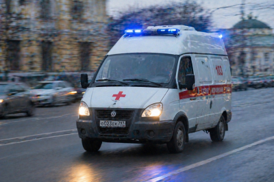 Чудо в Оренбурге: пьяная девушка рухнула с 12-го этажа и выжила &mdash; врачи в шоке