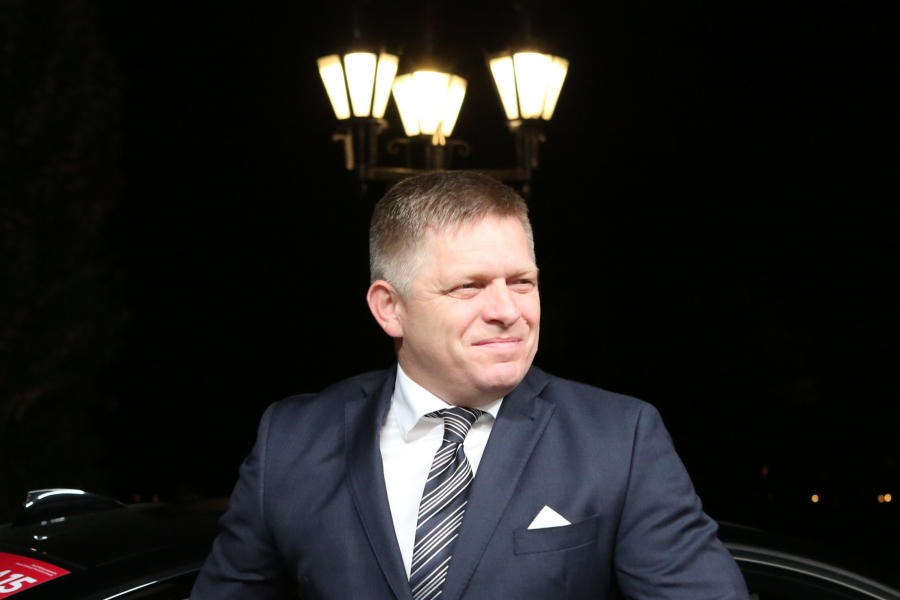 Фицо заявил, что передаст ЕС важную информацию от Путина