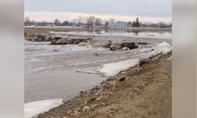 Село отрезало из-за паводка в Акмолинской области (ВИДЕО)