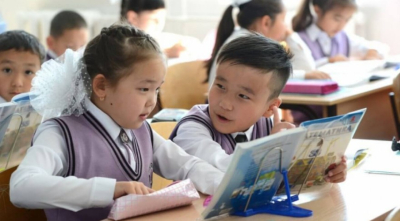 90% подростков в Казахстане доверяют своим родителям — исследование