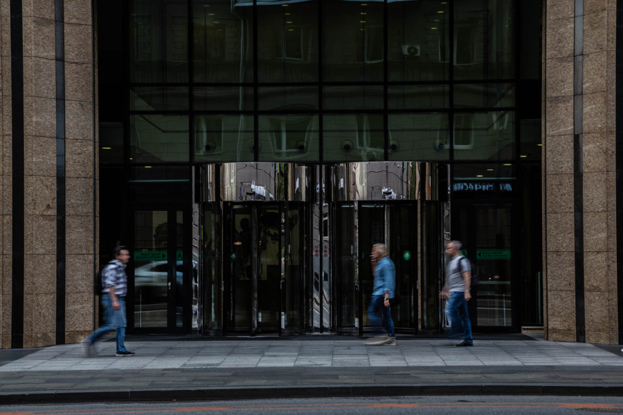 Минтруд расширил программу переподготовки кадров на 2026 год