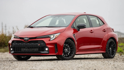 Toyota GR Corolla 2026 получила усиленный кузов и «трековый» звук